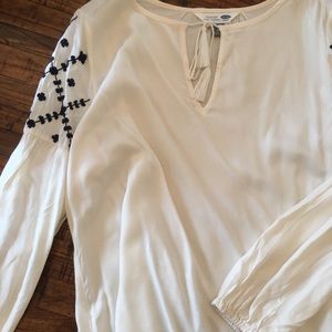 Off white flowing tie tunic top